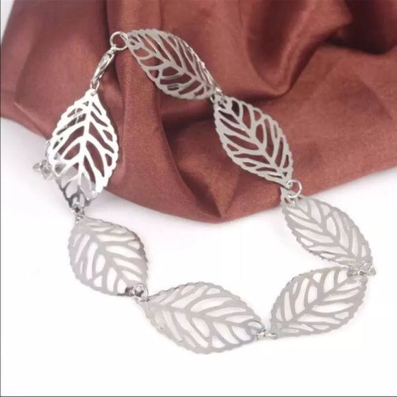 Silver Leaf Anklet - Picture 4 of 4